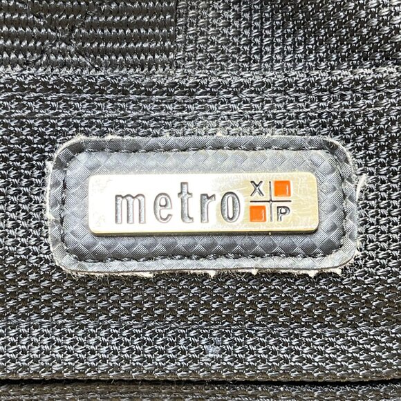 Metro XP Men’s Black Nylon Multi-Compartment Lock Secure Zip Travel Duffel Bag - Picture 7 of 16